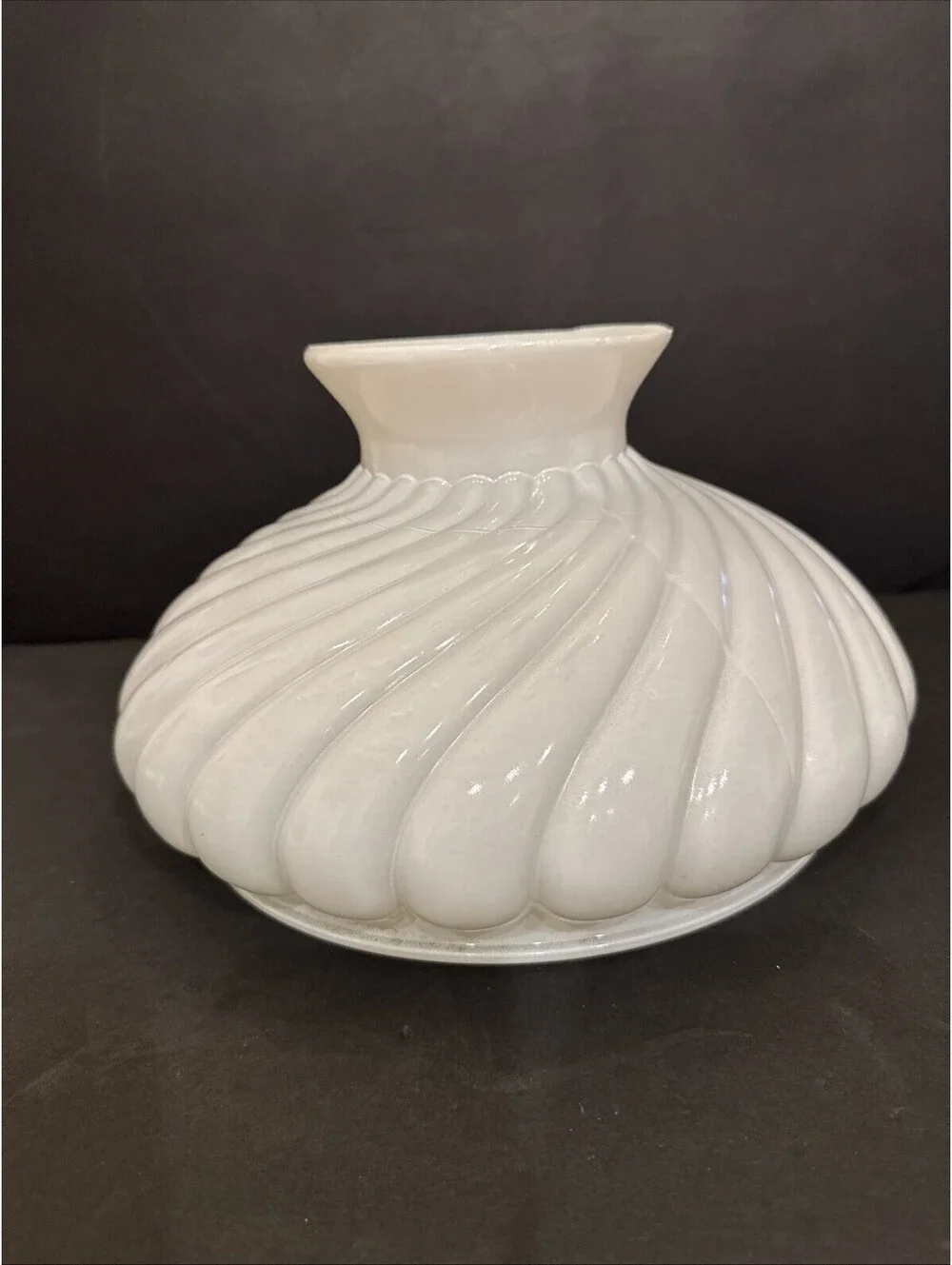 Vintage Milk Glass Swirl Tam O Shanter Student Lamp Shade 9.75” Fitter Aladdin